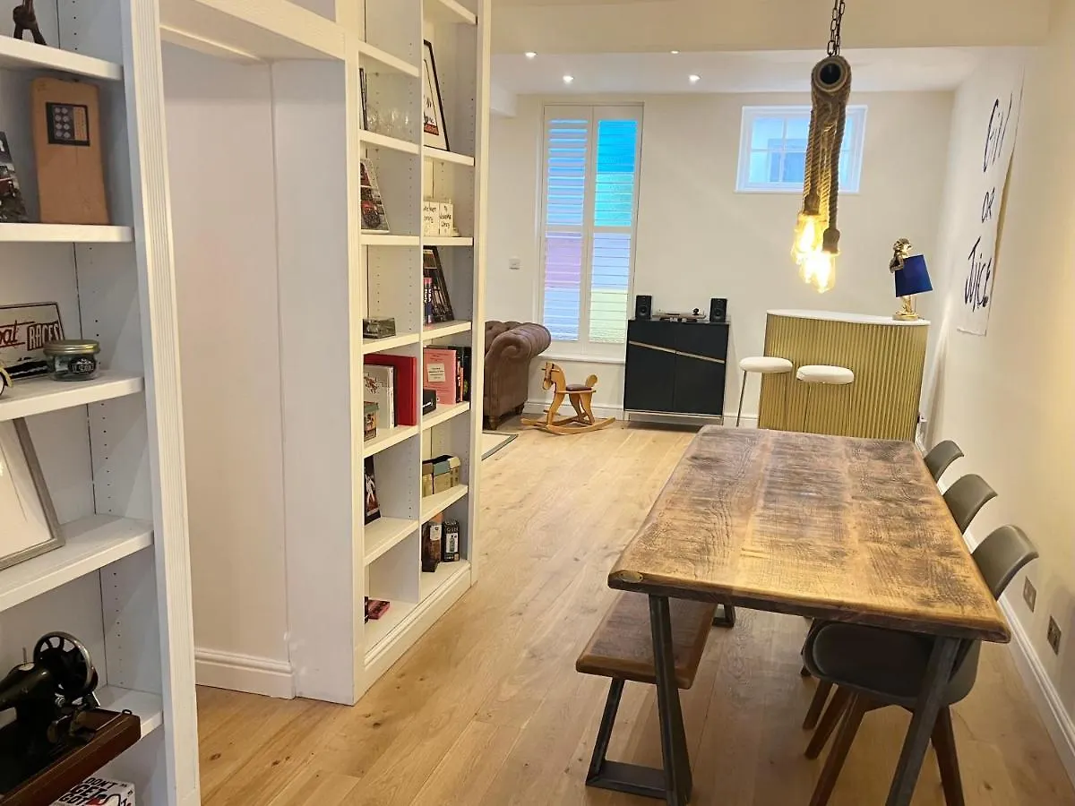 Villa Charming Brightonmews Cottage Parking 1Min To Sea&Shops